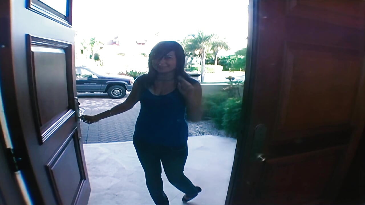 Pretty Brunette Latina Samira Sucks On A Stiff Pole Before Being Fucked