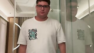 23yo in hotel room: drinks his pee, takes a shower, spanks his ass, put a toothbrush into his asshole and touches himself