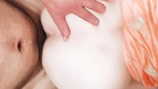 Дал момент сводным брату на Holi