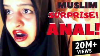 Dziewczyna z dużym tyłkiem w hidżabie dostaje hardcore anal