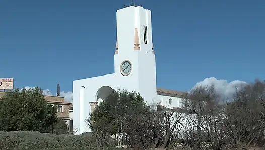 Luar ruangan, ngentot di kolam renang untuk remaja Rusia bertoket muda