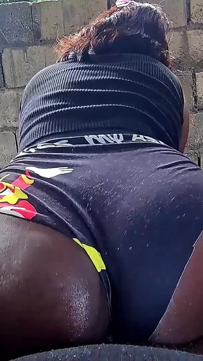 Island babe twerking on my dick to caribbean music before i fuck her | Clip 1