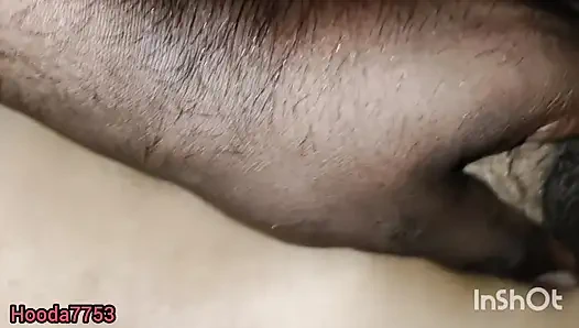 Hintli güzel kız sıkı ilk kez xxx videolar, desi güzel köylü kızı seks videoları