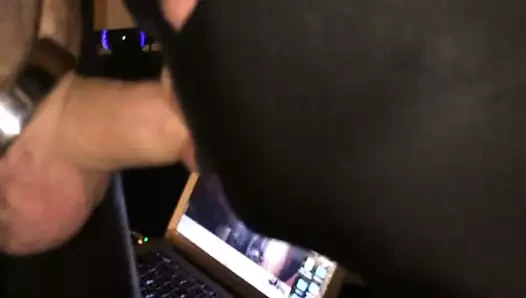 Kaltak sürtük ve fahişe yarak emiyor