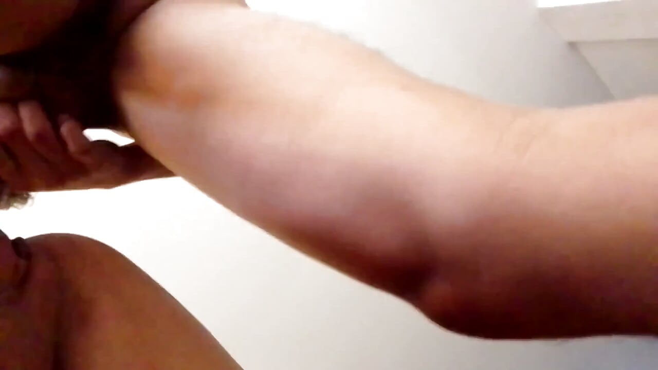 Morning Fuck with My Younger Neighbor That Has a Big Fat Cock