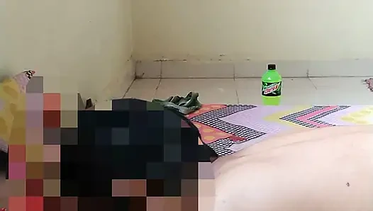 Hintli kız romantik seks yapıyor