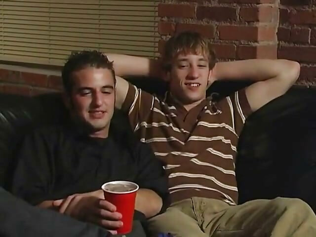 Lucas Fucks Dirk
