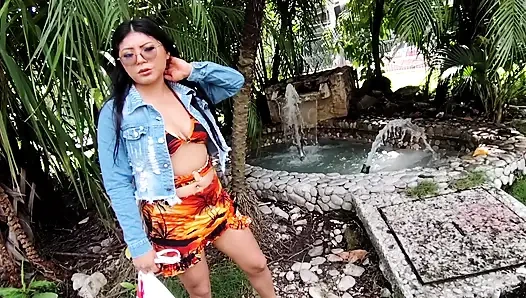 Соблазнение в парке: грудастая латина предлагает "извращенная работа" бородатым незнакомцу - интенсивная домашняя сессия