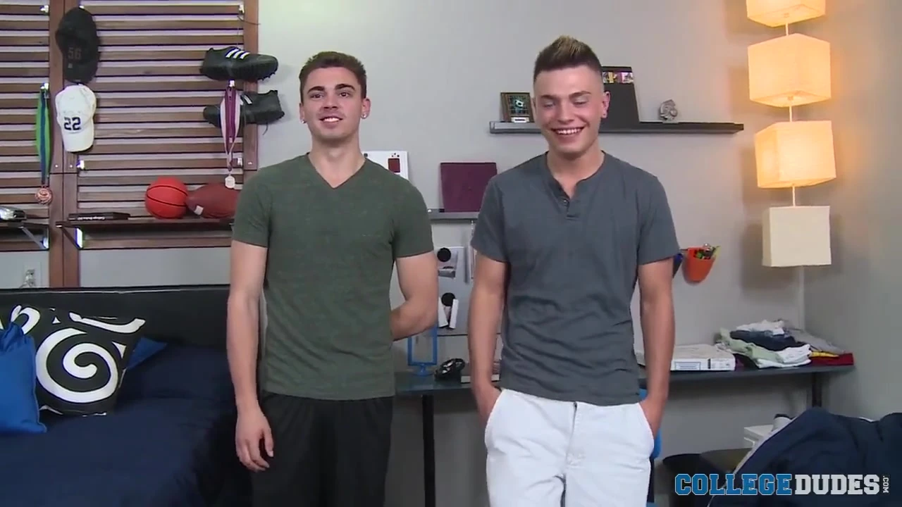 Asher Hawk Josh O'brian'ı sikiyor