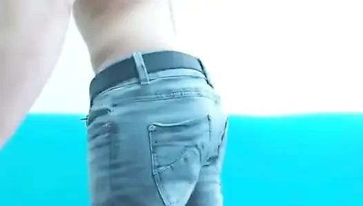 Dominant Reveal