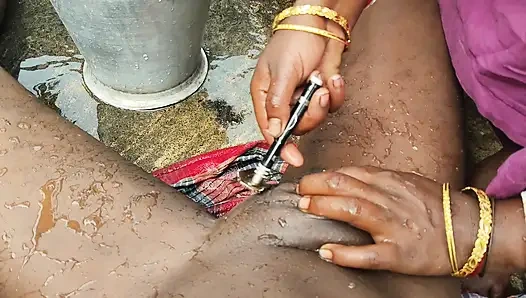 Indian desi wife Ne Bal kata hai