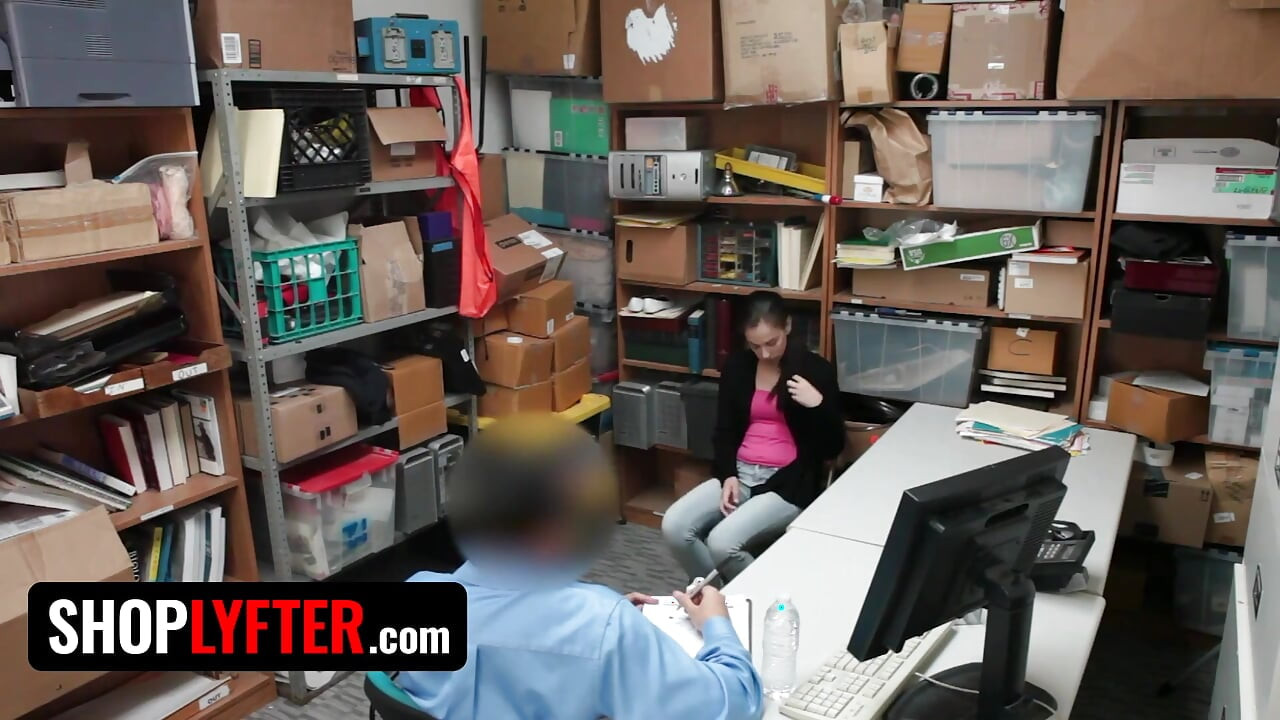 Shoplyfter - Mischievous Bobbi Dylan Tries to Steal From the Wrong Store and Gets Detained and Used