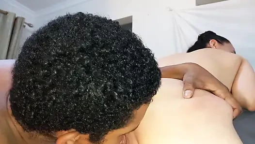 Муж Приглашает Большой Черный Член Трахнуть Его Жену