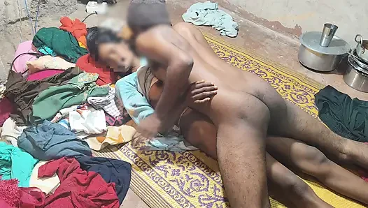 Desi village girl fucked by city boy takes advantage of summer weather in room