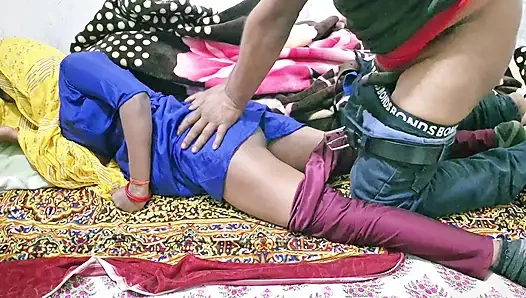 Video rekaman seks anal tante seksi india!