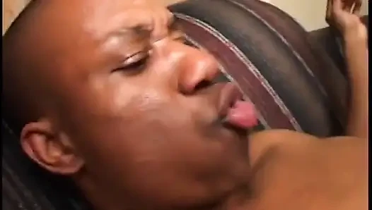 Black stud banging sexy black babe after getting his dick sucked