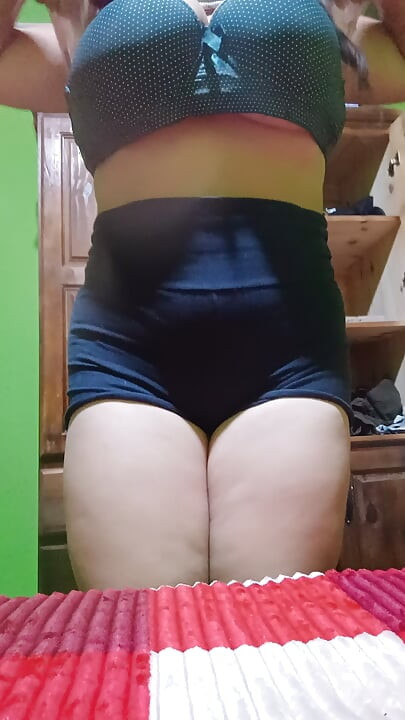 Mis tetas ricas. Pendeja