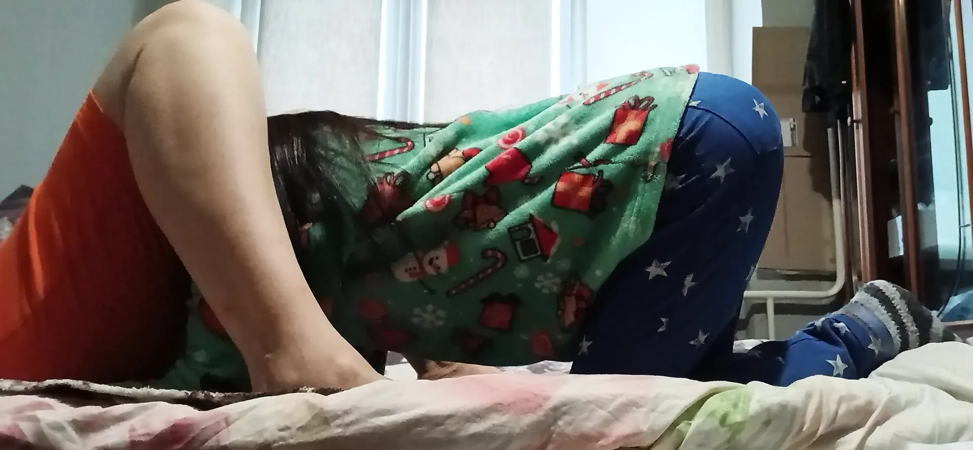 Mature,brunette,coed,milf