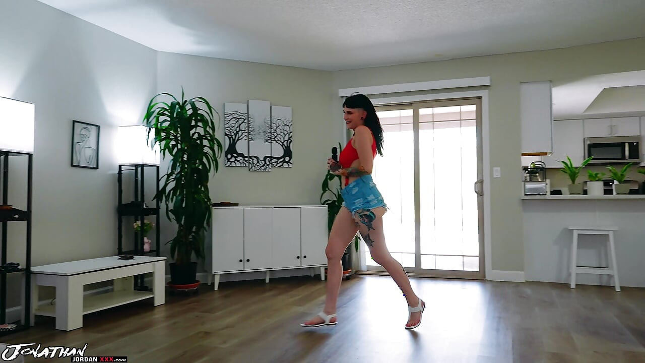 Crazy Roommate
