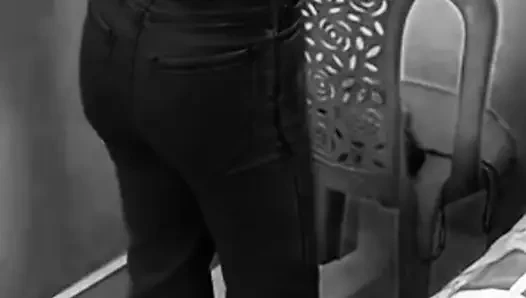 Küçük üvey kız kardeş üvey erkek kardeşi gibi seks oluyor