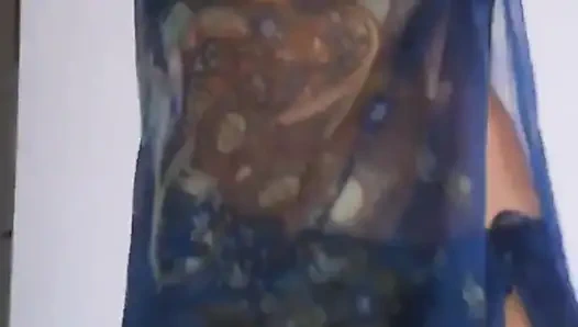 Selena's close up blowjob pleasure