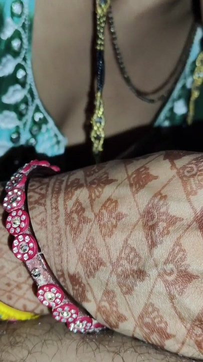 Indian village wife xshika sucking dick so good hd video xxx video Hindi audio | Clip 2