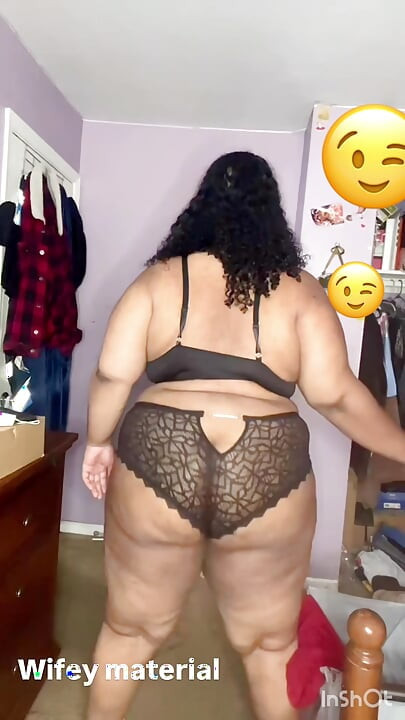 Virginia Cornbread fed Ebony Trans