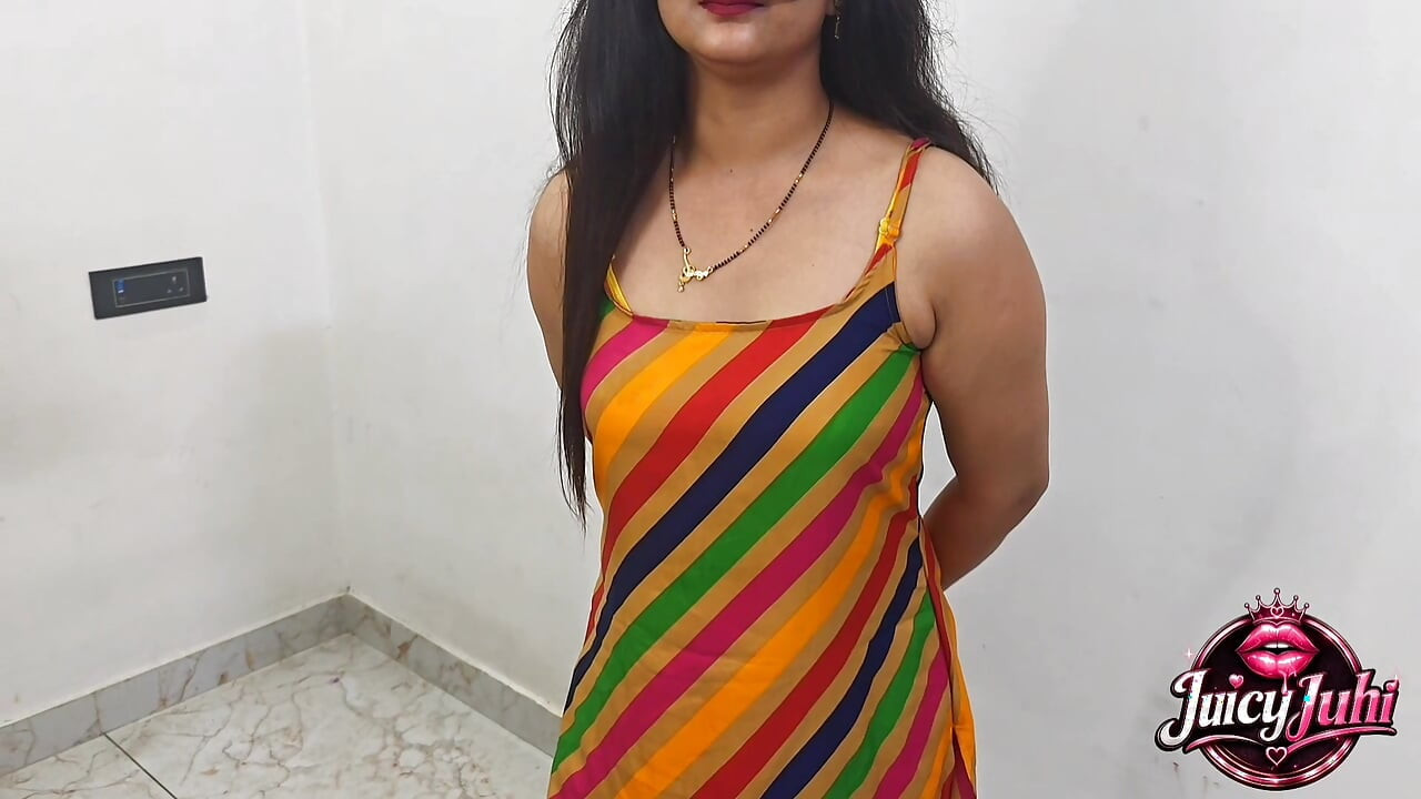 Desi horny stepmom gets hardcore fuck by stepson and takes cum in her hot pussy while talking dirty
