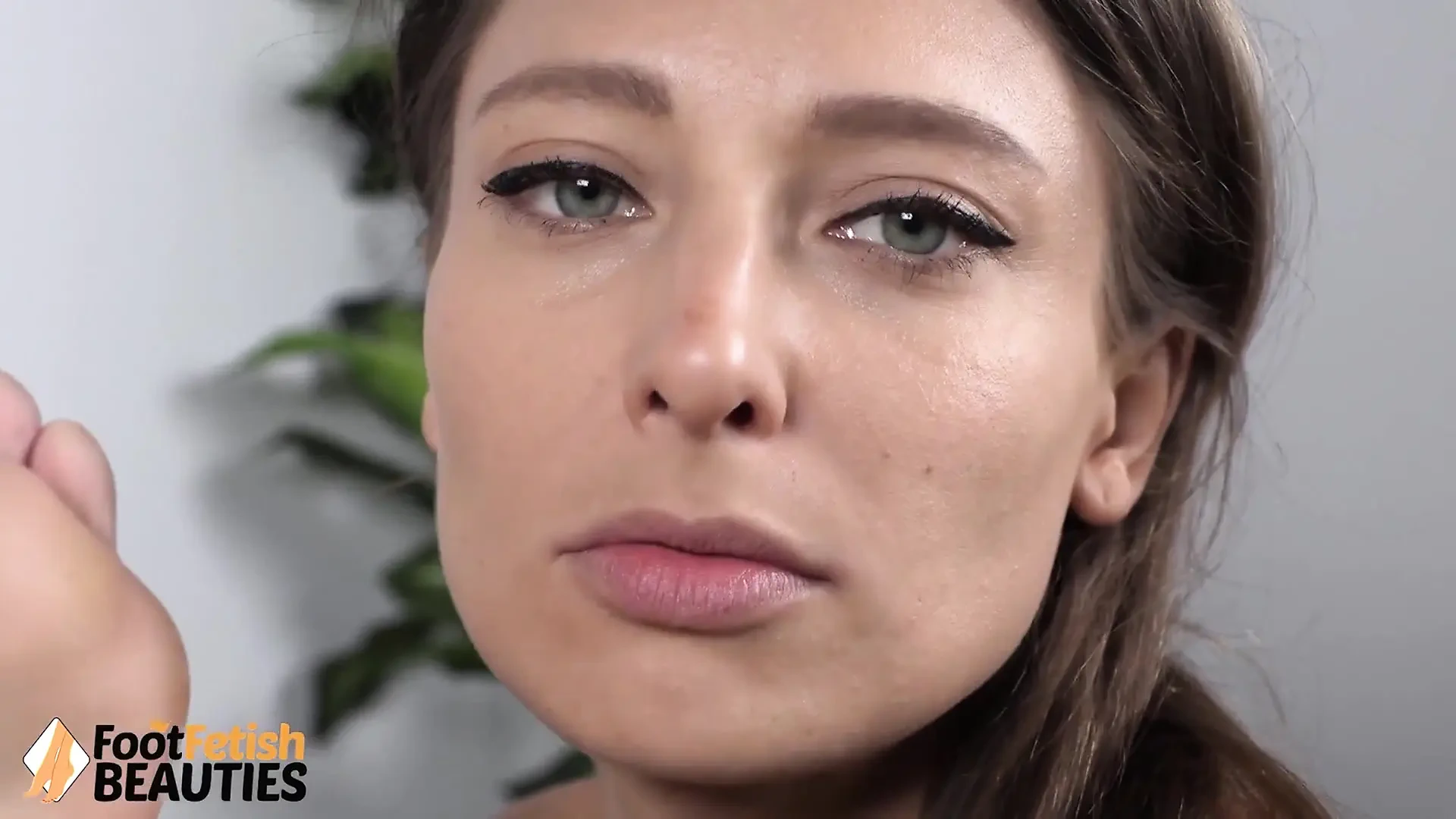 Naughty Babe Talia Mint Enjoy Licking Gaia’s Feet and Round Tits