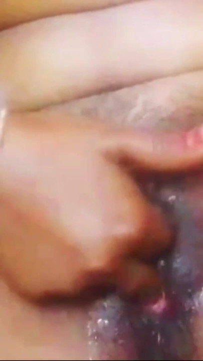 I put my finger and calmed myself. | Clip 1