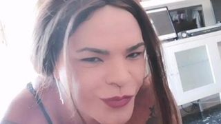 Transex Giovanna Garbi uwielbia sex Oralny