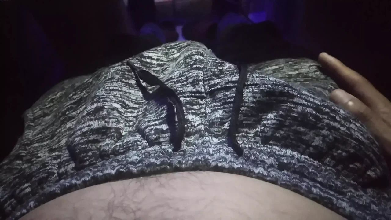 HAVING A GREAT HANDJOB UNTIL I CUM