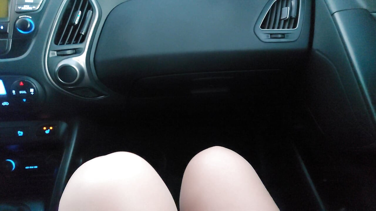 Máy bay bà già nóng bỏng mang vớ quyến rũ tài xế taxi trong xe hơi