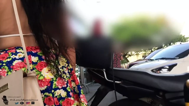 Showing my Plugged Ass and pissing on a public beach
