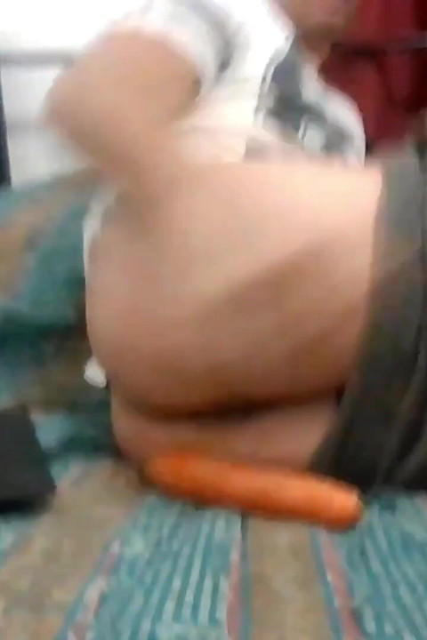 Ele acaba com uma cauda cheia de leite