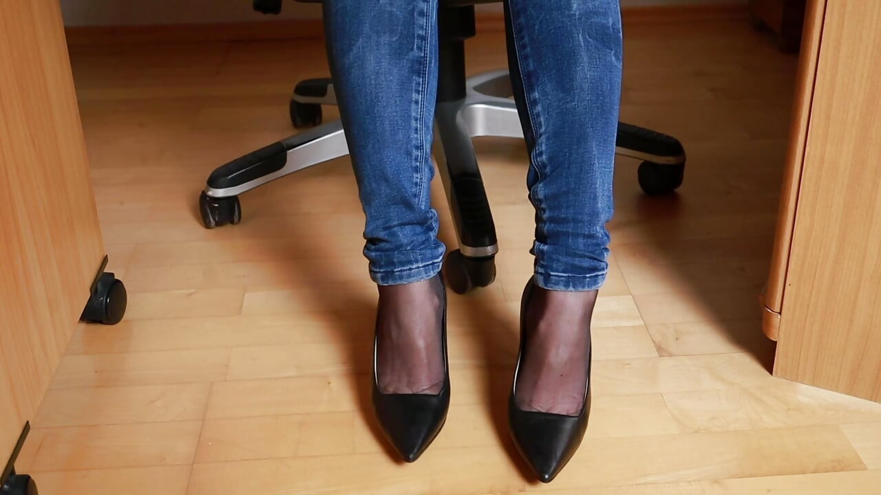 High Heel Clicks on Wooden Floor - Nylon Rubbing and Shoe Removal Asmr