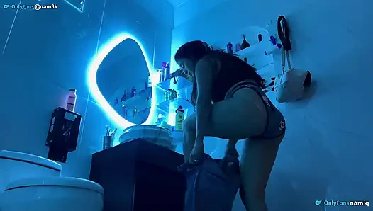 I Fuck My Real Stepsister, I Give Her a Little Gift.