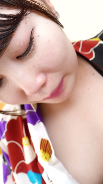 可爱的日本宝贝yuuka kamakura今天得到了一个很好的操逼