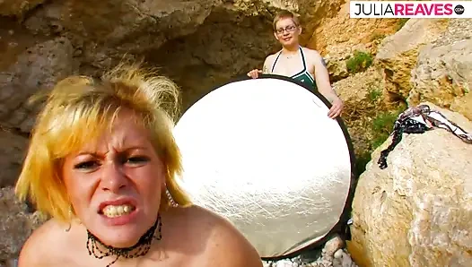 Cewek rambut pirang ngentot kontol besar sampai dicrot sperma