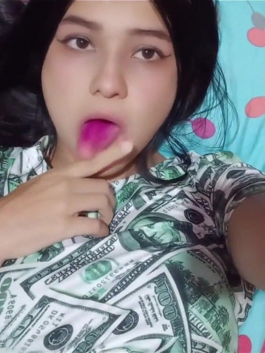 Flirting with Your Best Friend Leads to Sex (real Homemade)