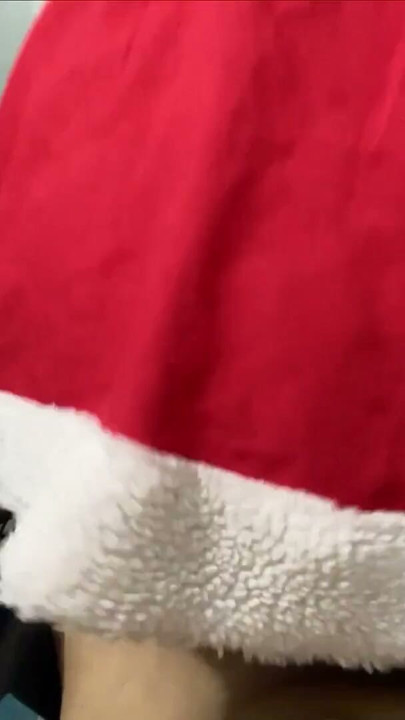 MY BROTHER-IN-LAW GIVES ME A SURPRISE GIFT ON CHRISTMAS NIGHT AND I END UP WITH MY PUSSY COVERED IN CUM | Clip 1