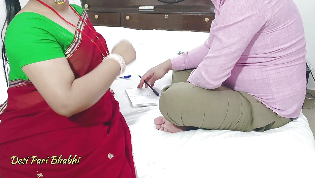 بهابي هندية قرنية تتناك بقوة من قبل ديفارها