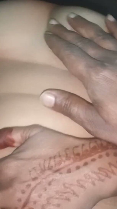 Desi indian soniya bhabi rub her body | Clip 1