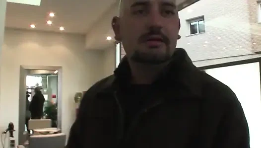 Sert yarak sıkı deliği pompalıyor