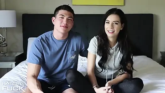 Sean si pejantan pinoy Asia ngentot sama rachel baddie