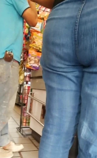 Ay Griselda tu cola y tus nalgotas me encantan
