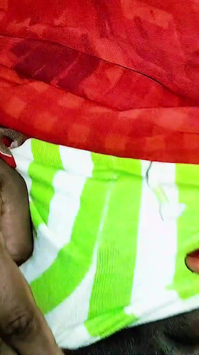 Adik tiri imut india yang cantik, seks hot xxx, obrolan bangla | Klip 1