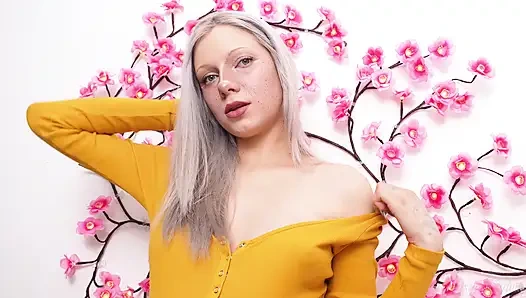 Ich liebe es, wenn du mich ansiehst – meine Liebe, mich zu necken!