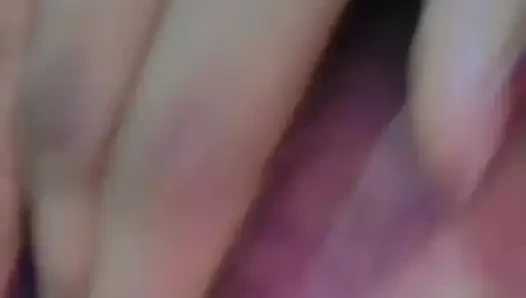 Desi girl fingering hard in pussy till piss