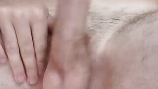 Contractions du cul pendant une éjaculation énorme